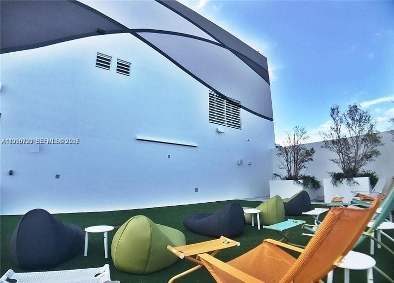 1010 Brickell Ave # 3211, Miami FL 33131 — 2