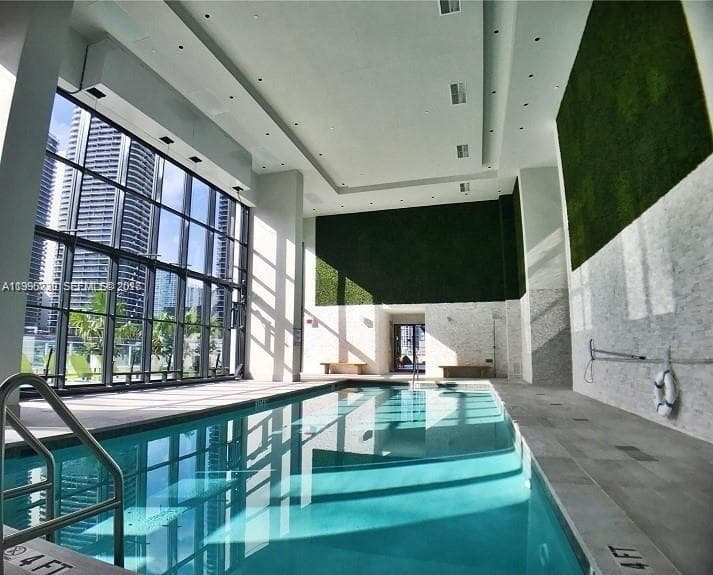 1010 Brickell Ave # 3211, Miami FL 33131 — 3
