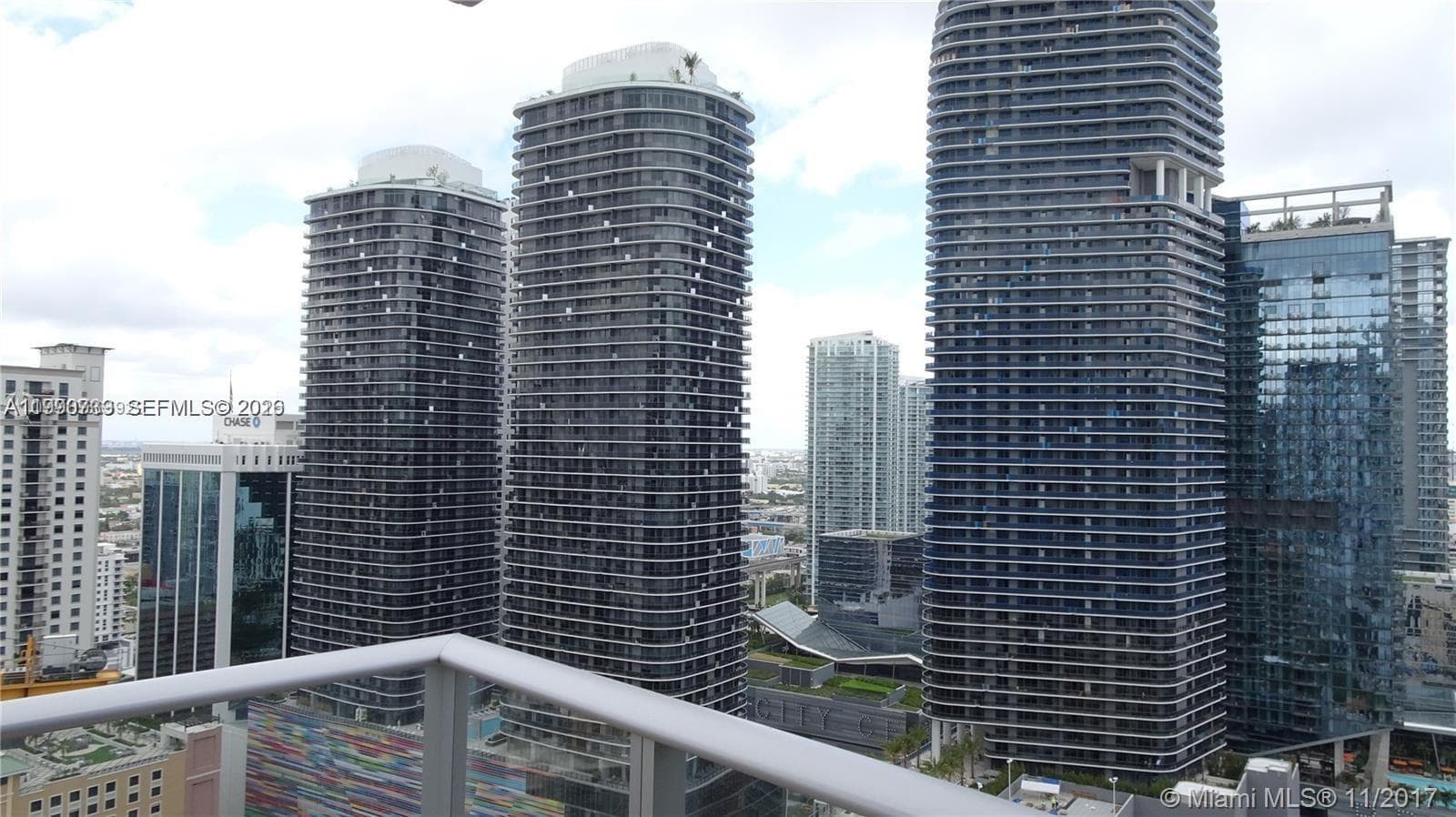 1010 Brickell Ave # 3211, Miami FL 33131 — 10