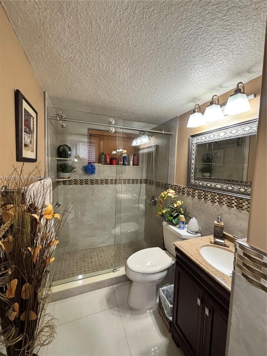 2310 W 74th St # 103, Hialeah FL 33016 — 12