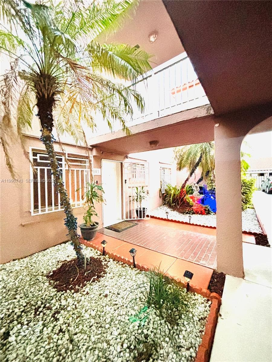2310 W 74th St # 103, Hialeah FL 33016 — 1