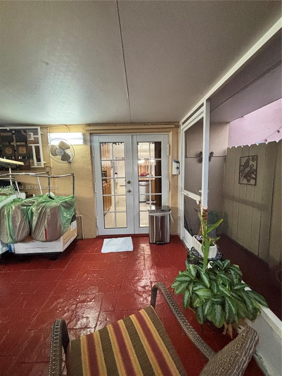 2310 W 74th St # 103, Hialeah FL 33016 — 9