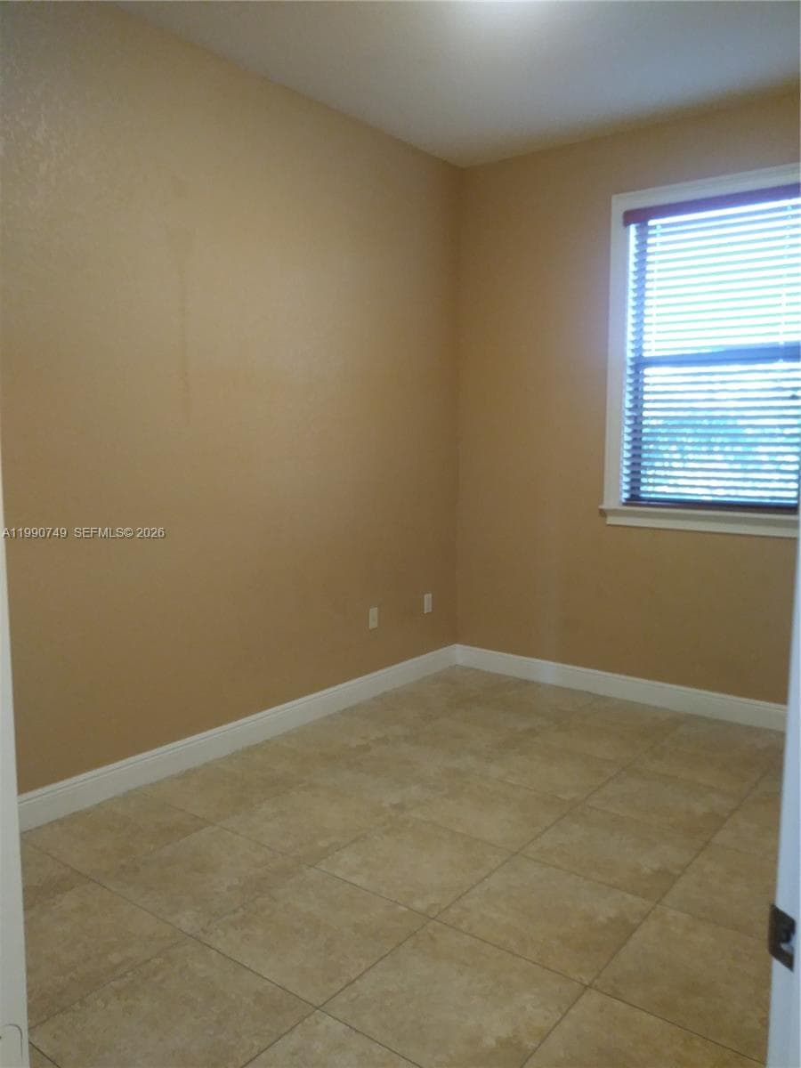 Florinda Estates, Miami Lakes, FL — 27