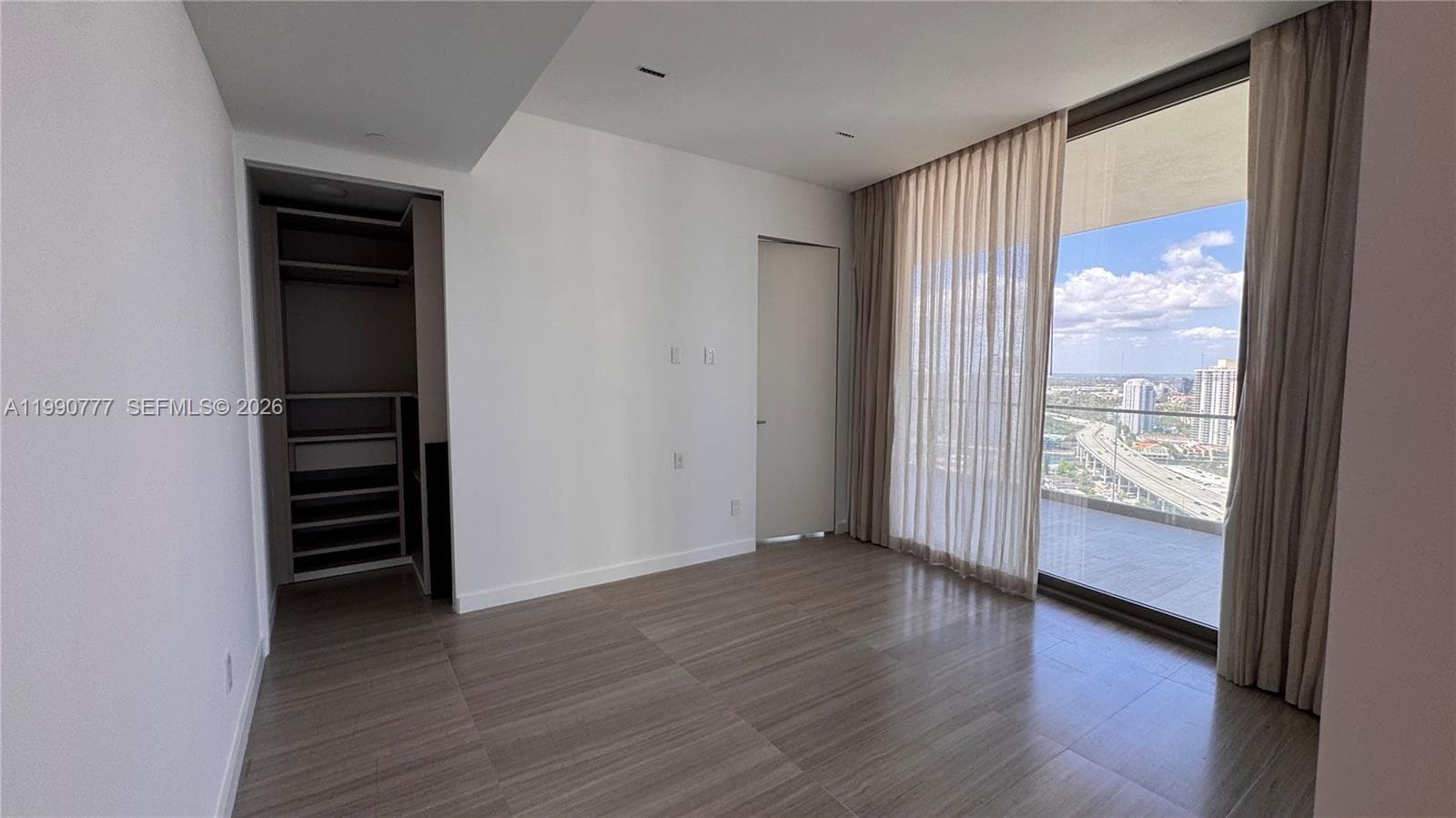 18975 Collins Ave # 2500, Sunny Isles Beach FL 33160 — 26