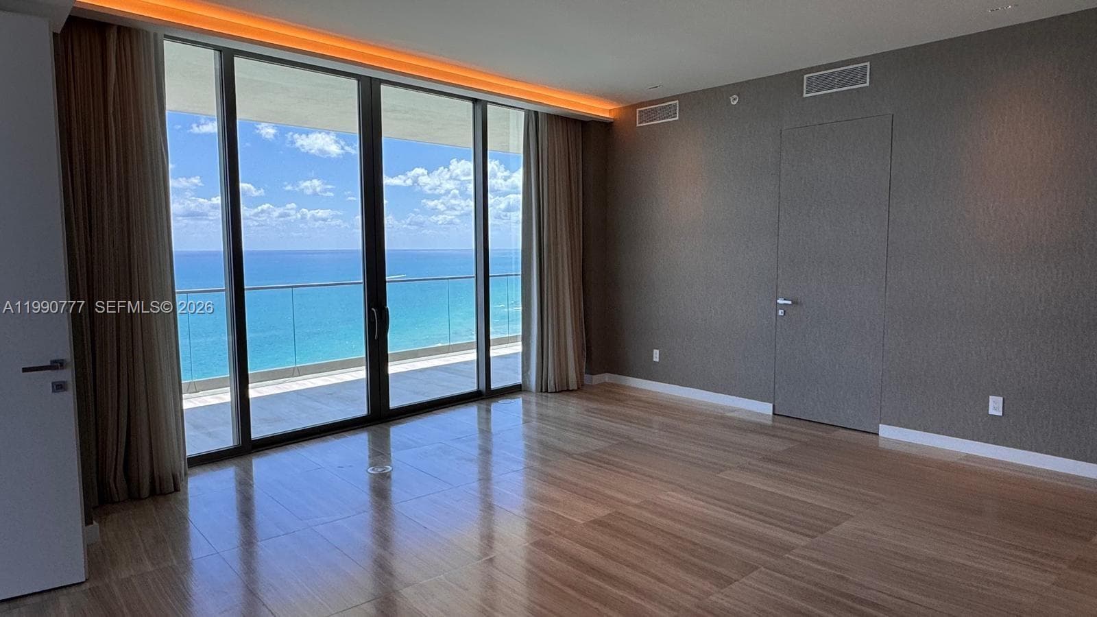 18975 Collins Ave # 2500, Sunny Isles Beach FL 33160 — 24