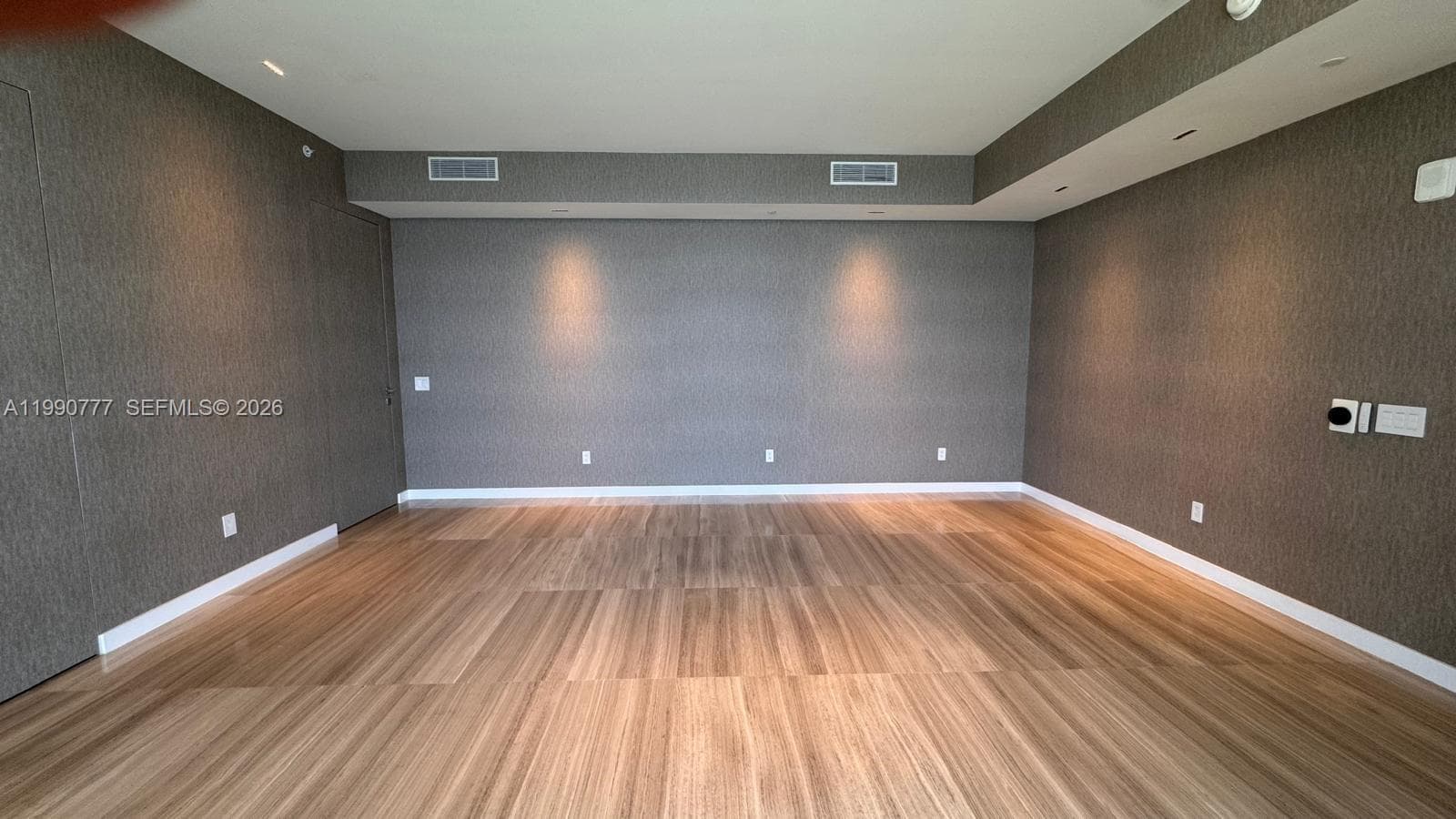 18975 Collins Ave # 2500, Sunny Isles Beach FL 33160 — 19
