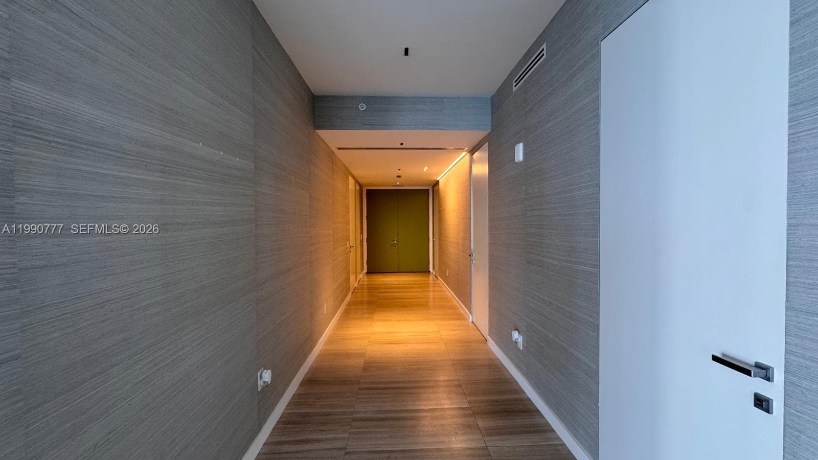 18975 Collins Ave # 2500, Sunny Isles Beach FL 33160 — 31
