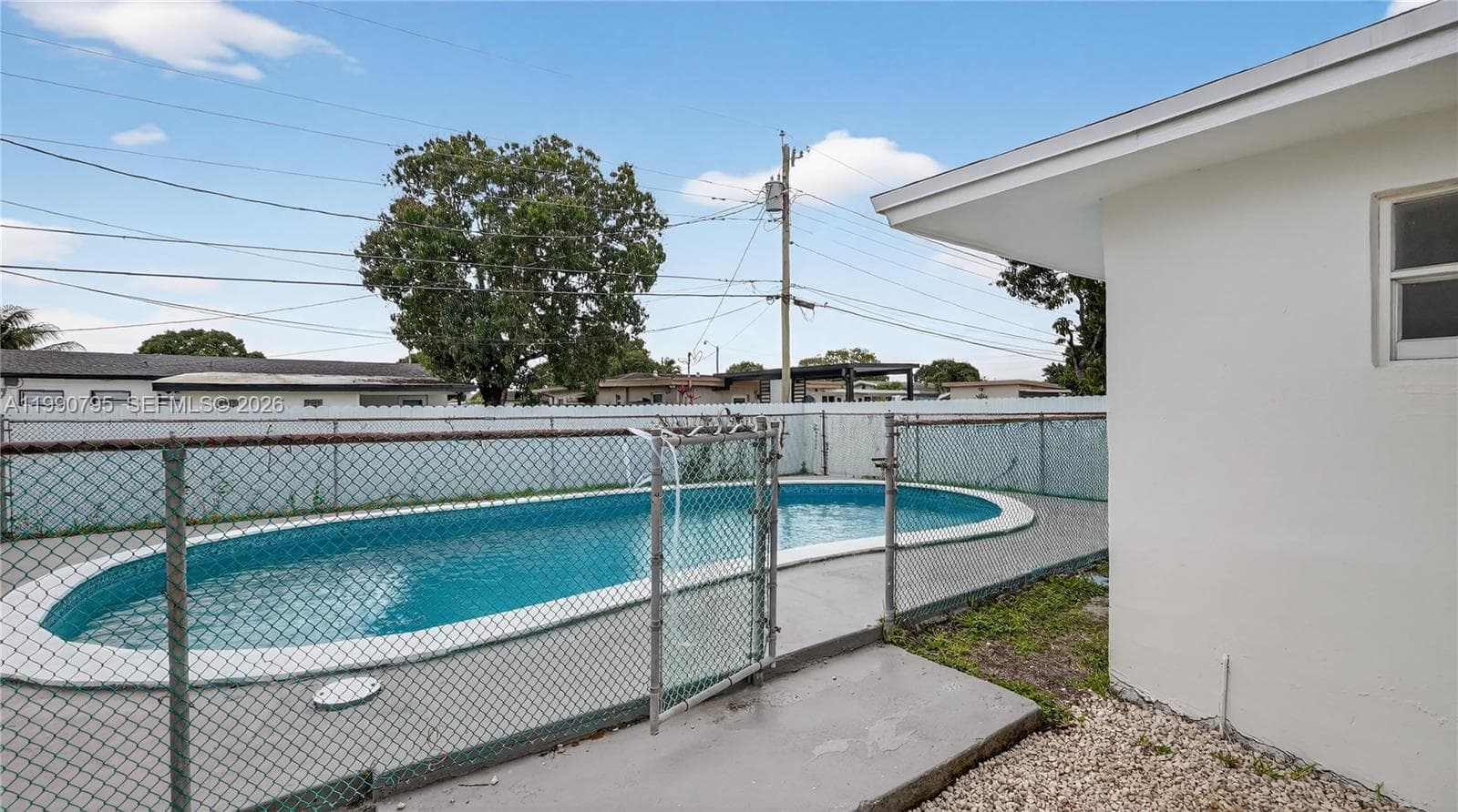 3960 NW 174th St, Miami Gardens FL 33055 — 34