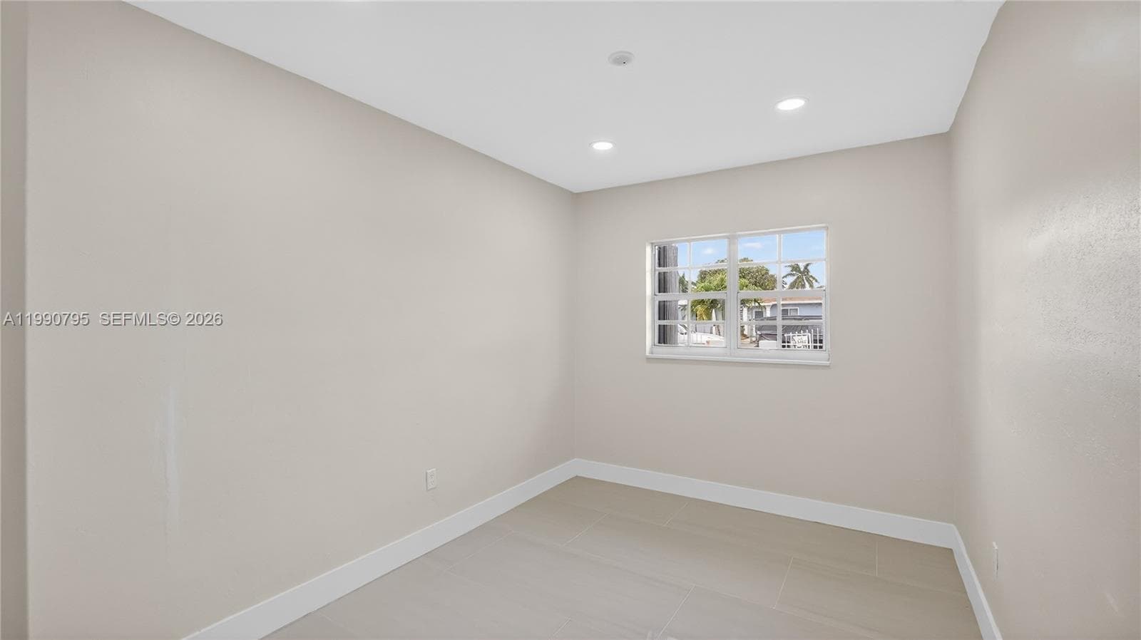 3960 NW 174th St, Miami Gardens FL 33055 — 21