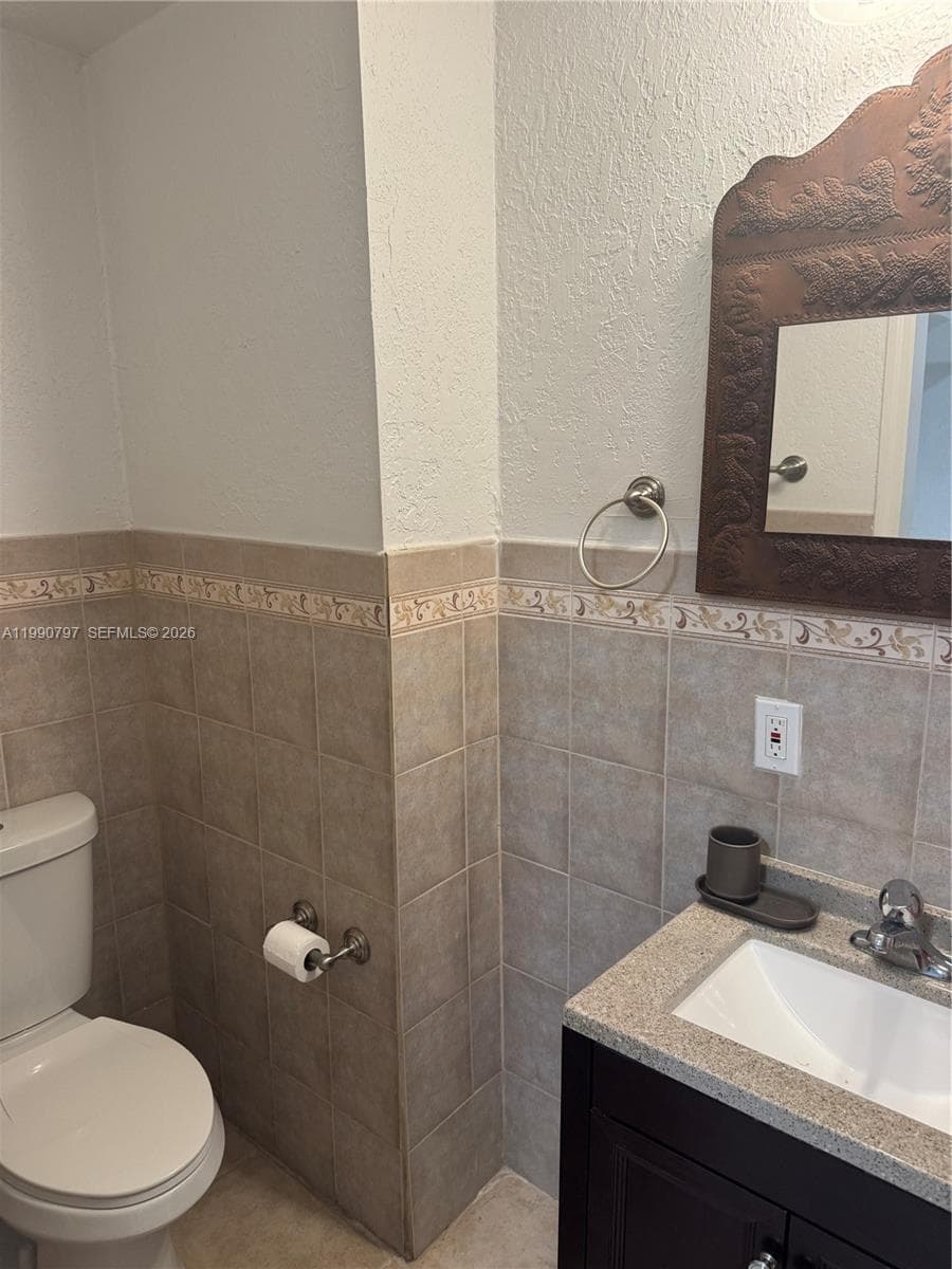 6126 SW 61st St, South Miami FL 33143 — 3