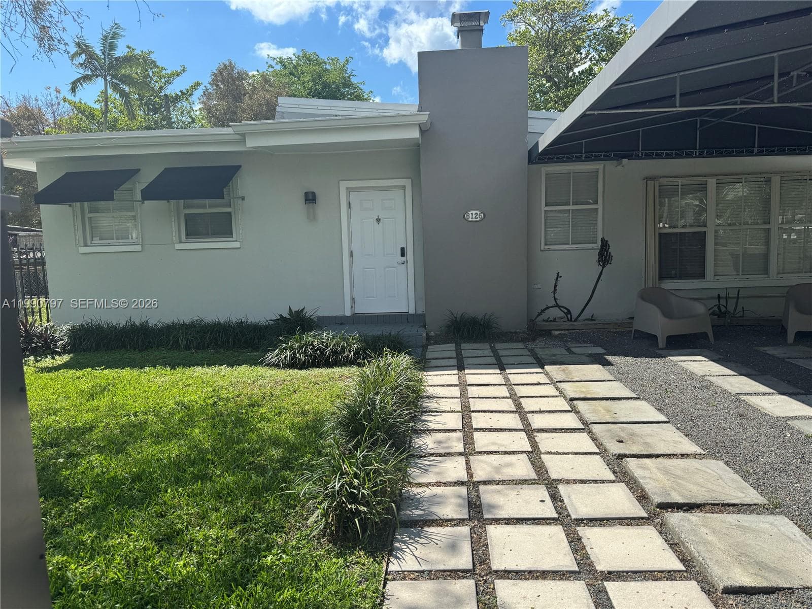 6126 SW 61st St, South Miami FL 33143 — 1