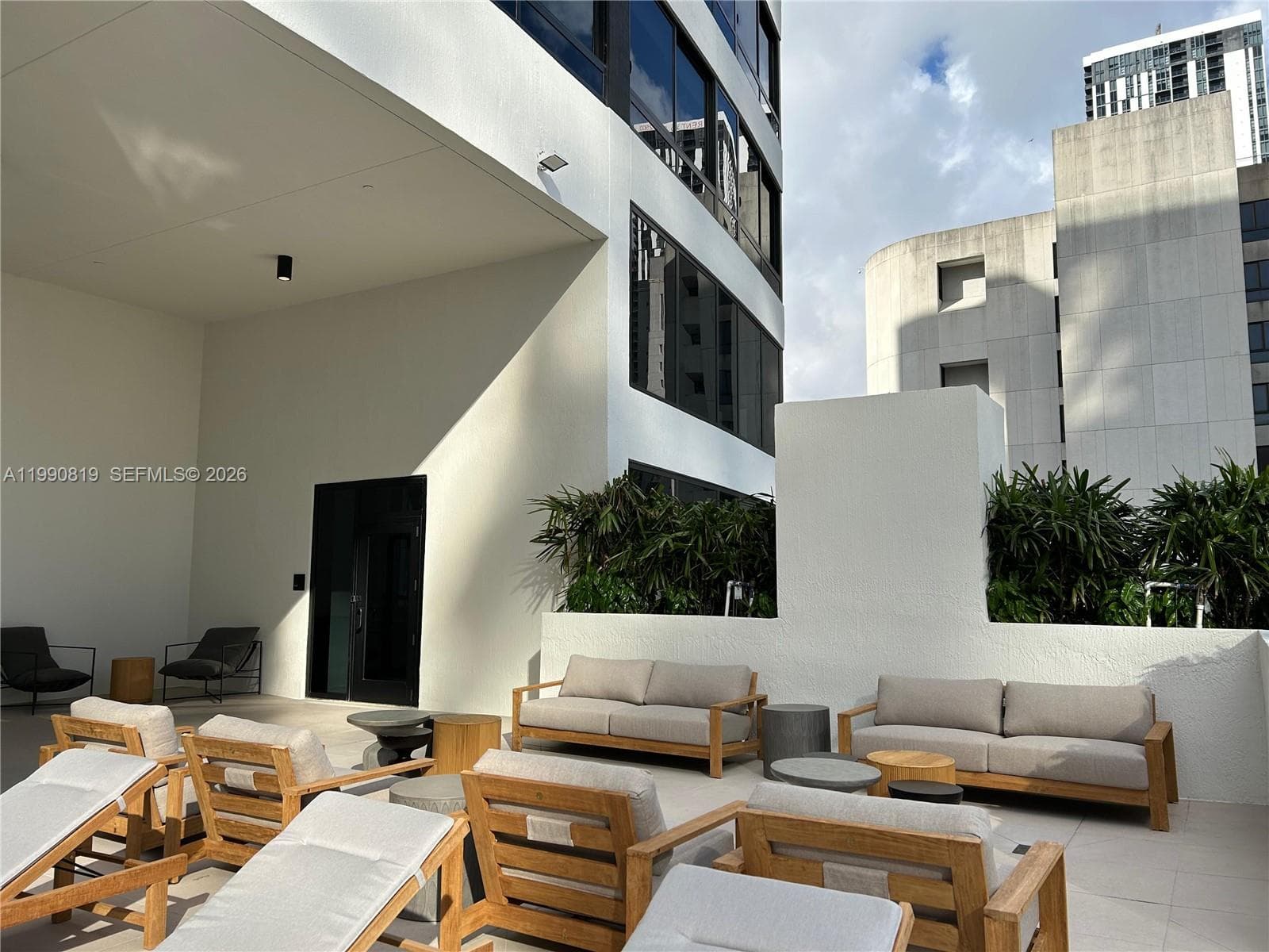 225 N miami ave # 1003, Miami FL 33128 — 23