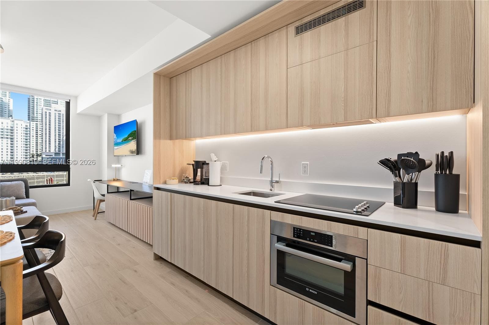 225 N miami ave # 1003, Miami FL 33128 — 12