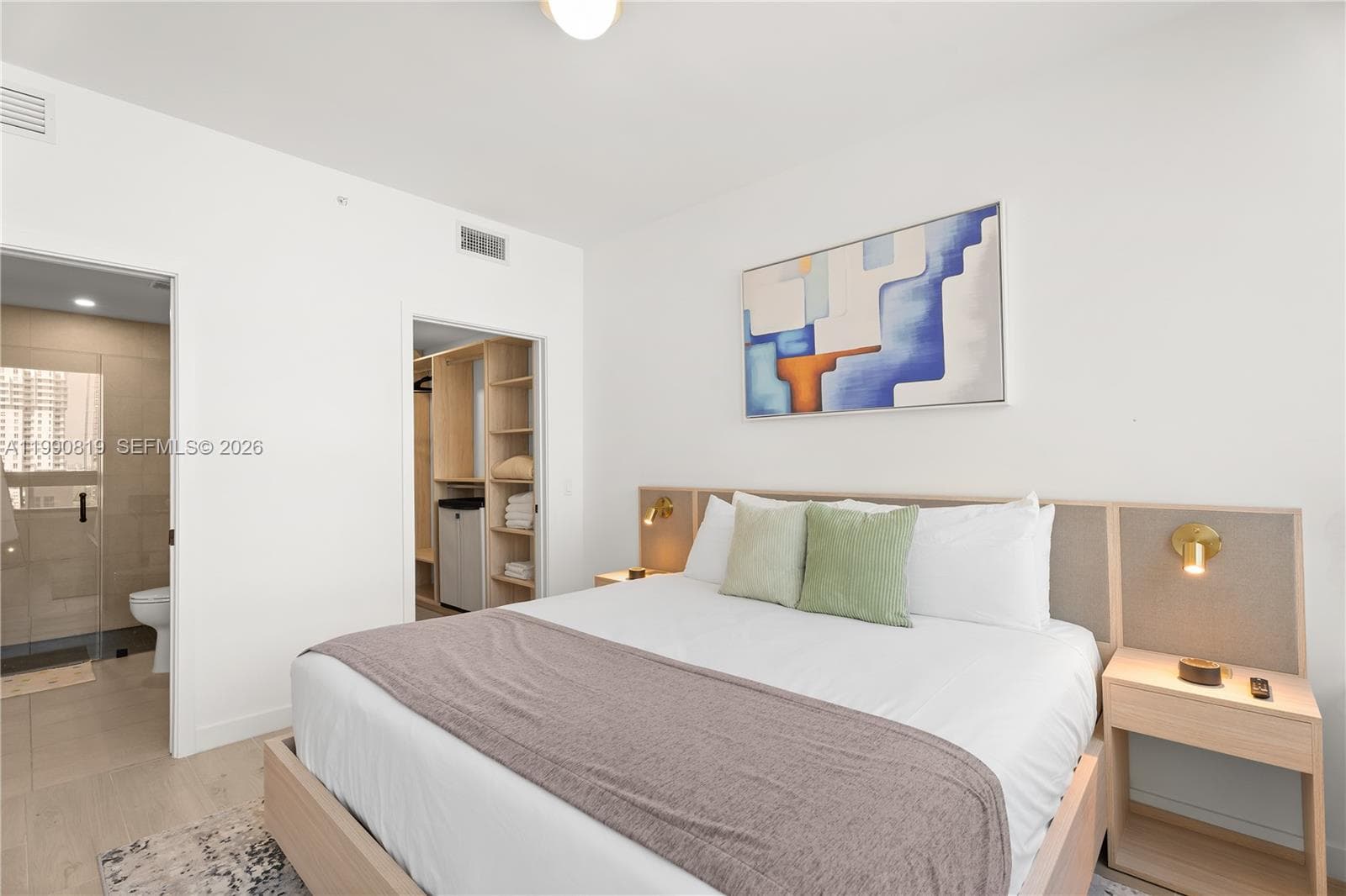 225 N miami ave # 1003, Miami FL 33128 — 20