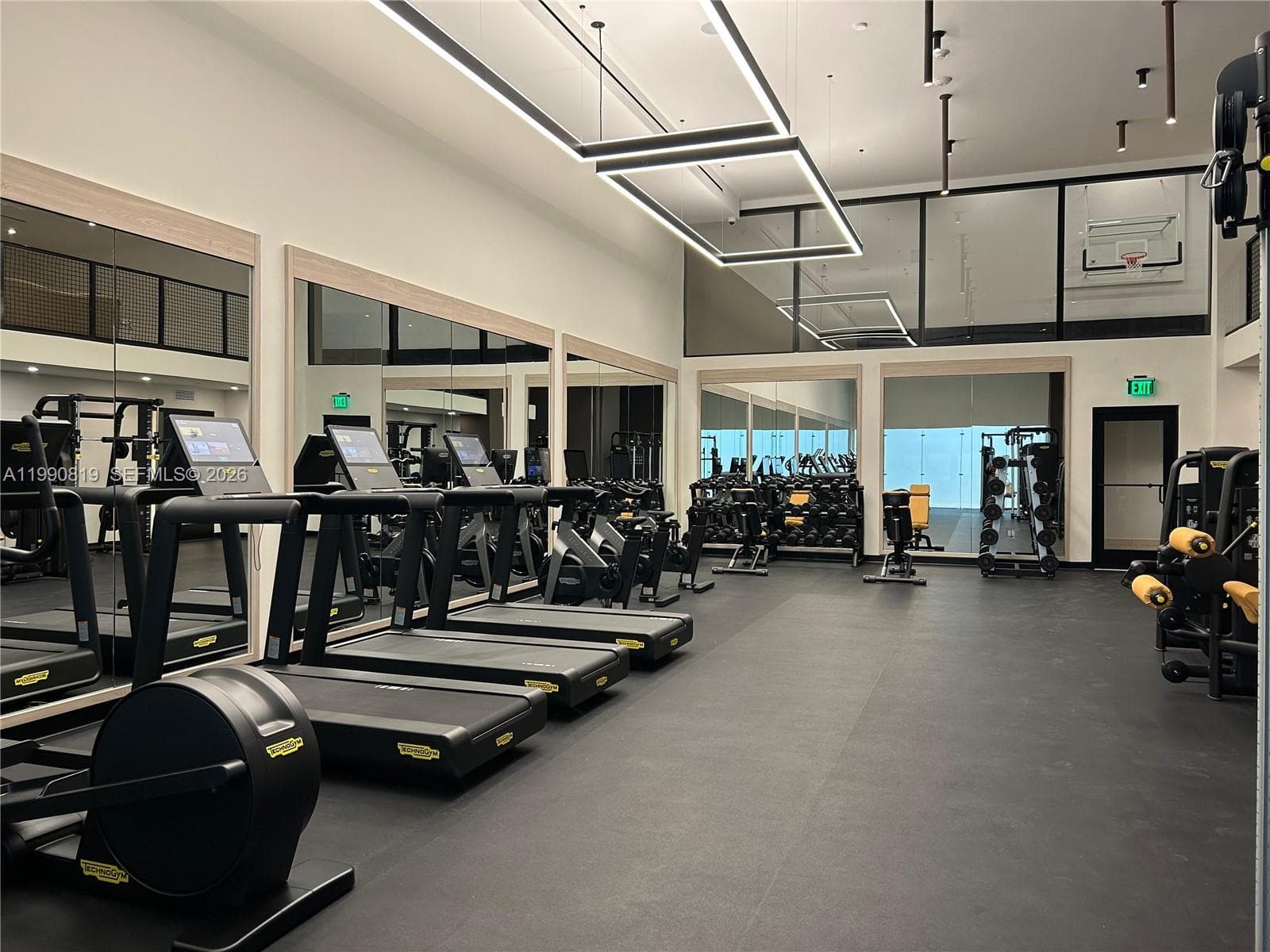 225 N miami ave # 1003, Miami FL 33128 — 34