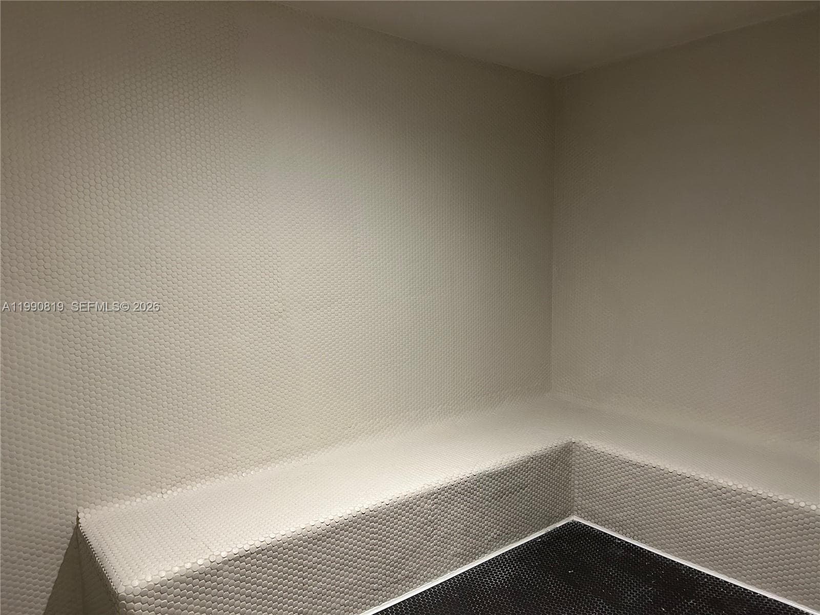 225 N miami ave # 1003, Miami FL 33128 — 41