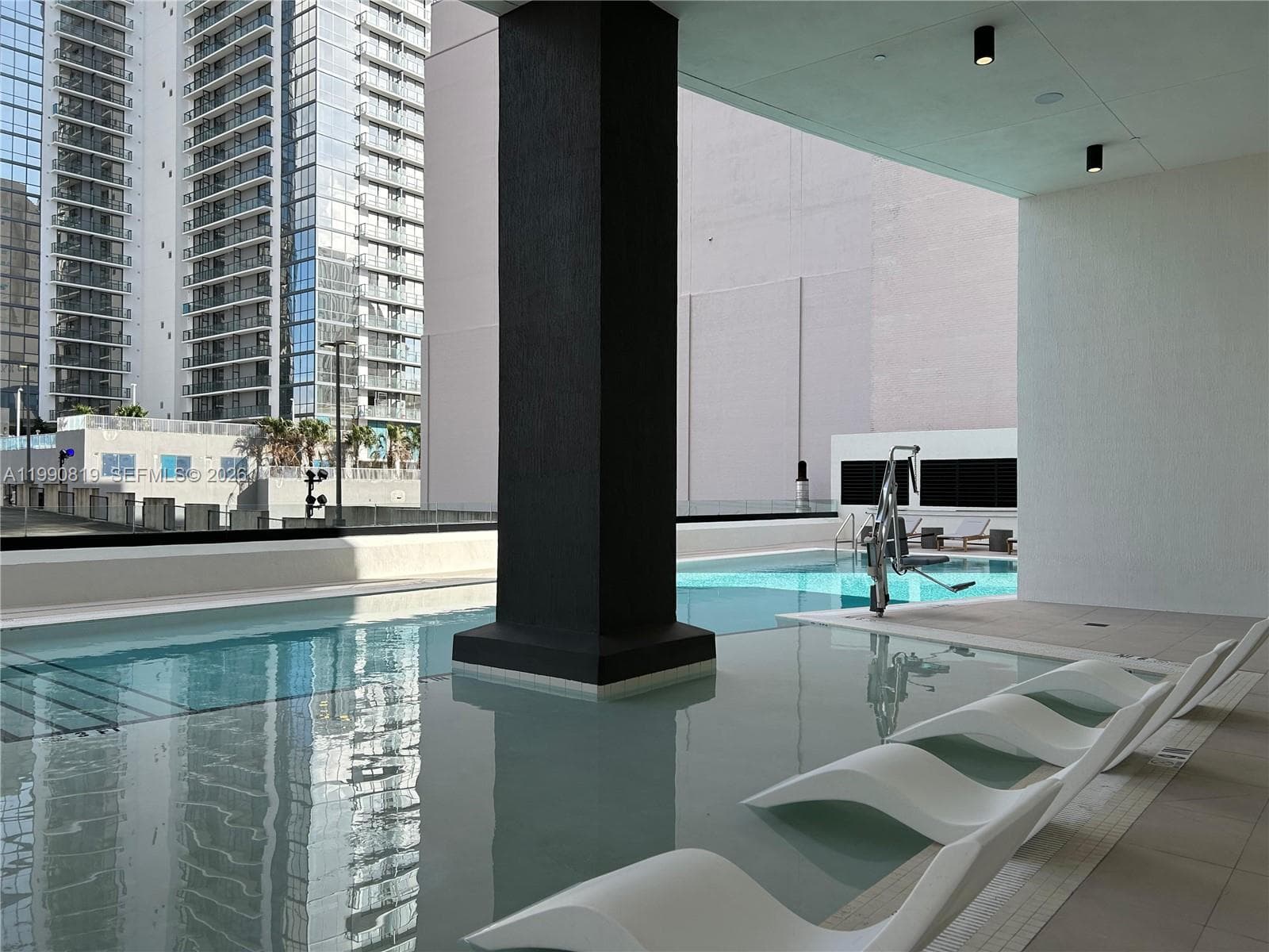 225 N miami ave # 1003, Miami FL 33128 — 44