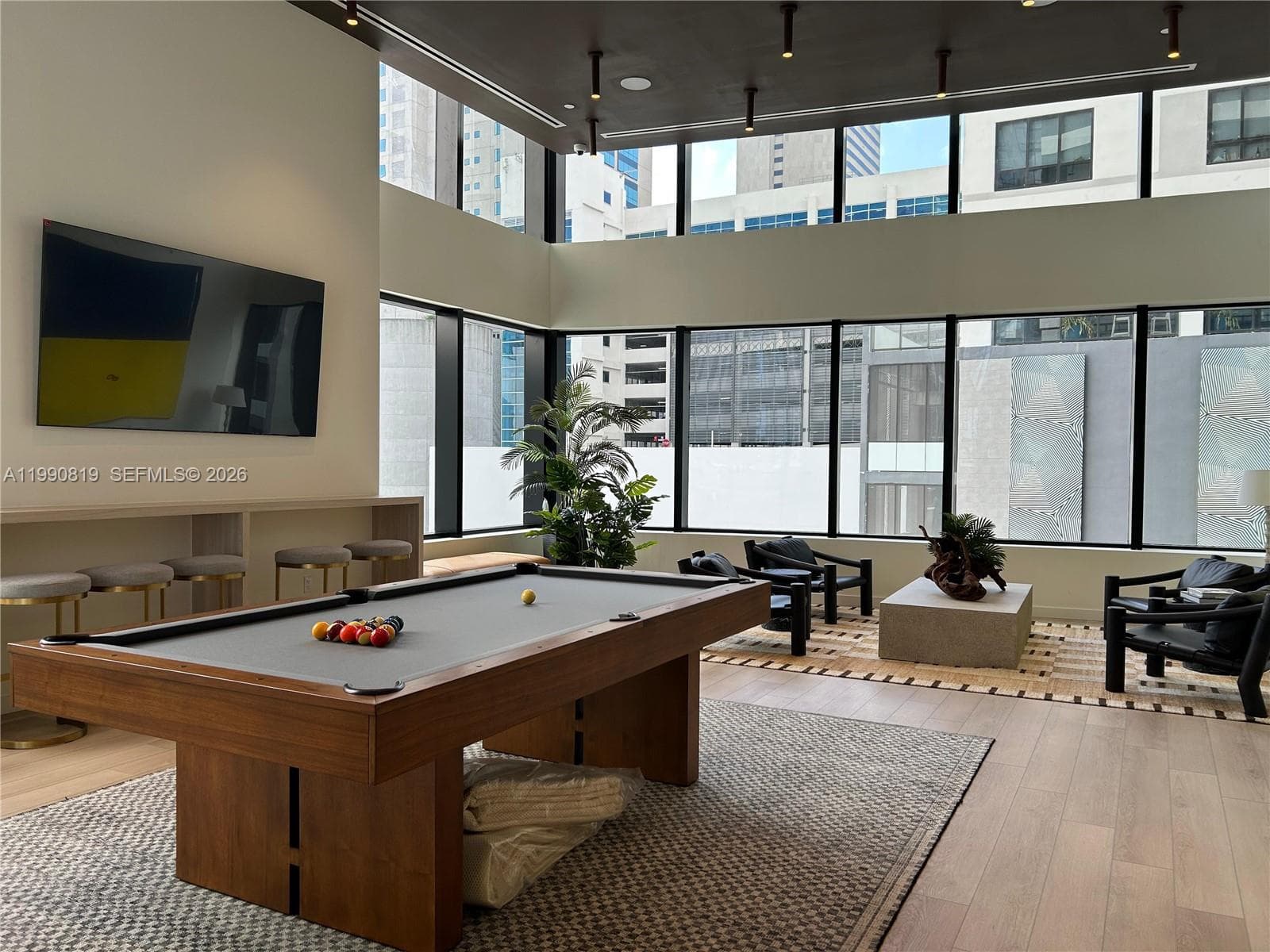 225 N miami ave # 1003, Miami FL 33128 — 31