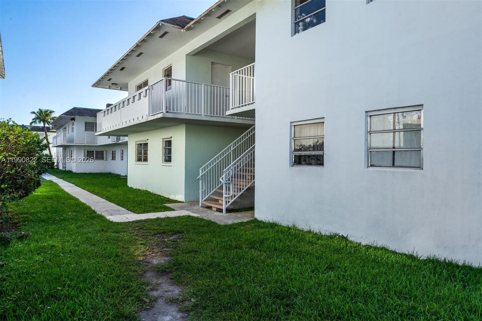 7670 SW 82nd St # H117, Miami FL 33143 — 3