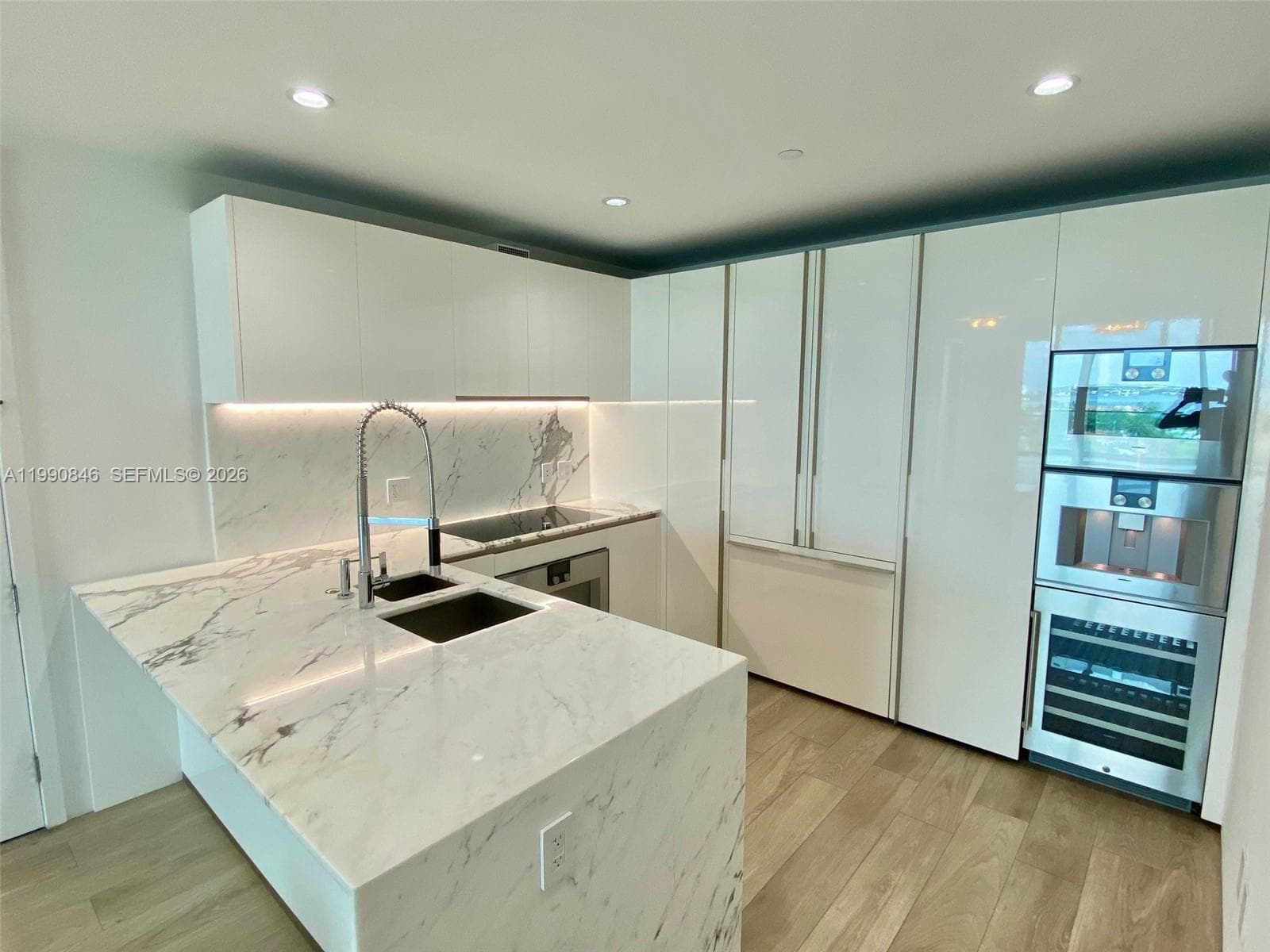 10203 Collins Ave # 905, Bal Harbour FL 33154 — 7