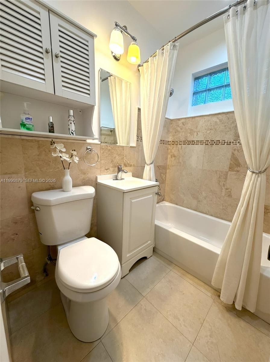 6339 SW 32nd St, Miami FL 33155 — 45