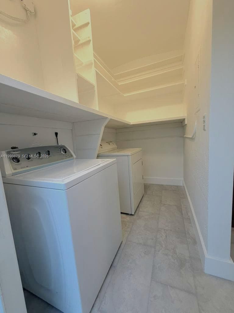 6339 SW 32nd St, Miami FL 33155 — 31