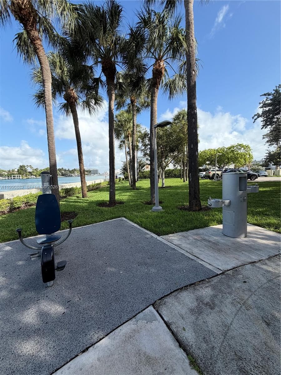 6484 Indian Creek Dr # 107, Miami Beach FL 33141 — 17