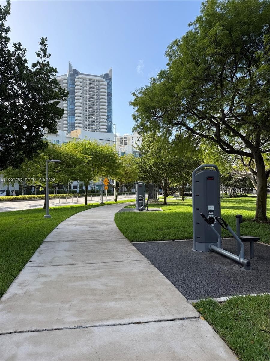 6484 Indian Creek Dr # 107, Miami Beach FL 33141 — 20