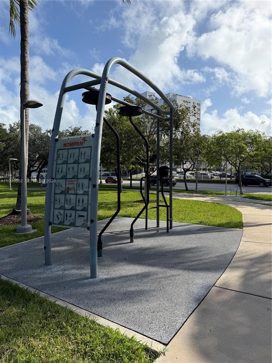 6484 Indian Creek Dr # 107, Miami Beach FL 33141 — 18
