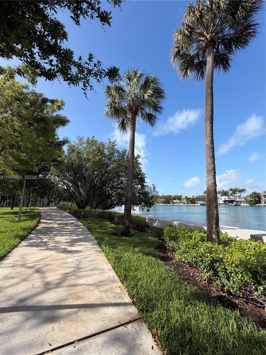 6484 Indian Creek Dr # 107, Miami Beach FL 33141 — 19
