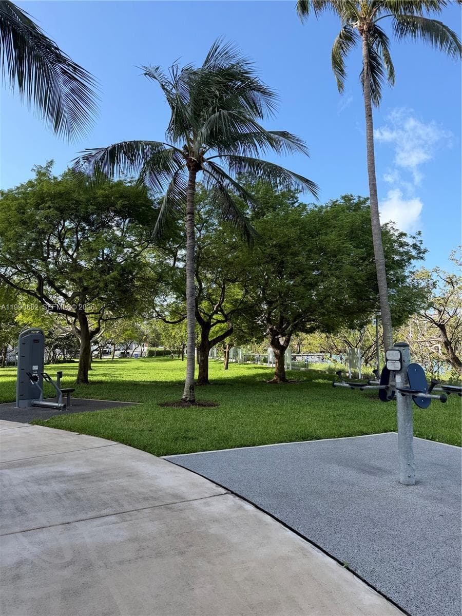 6484 Indian Creek Dr # 107, Miami Beach FL 33141 — 25