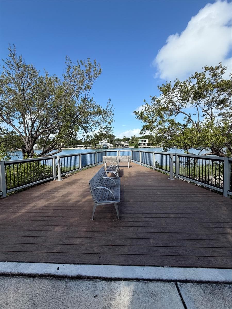 6484 Indian Creek Dr # 107, Miami Beach FL 33141 — 21