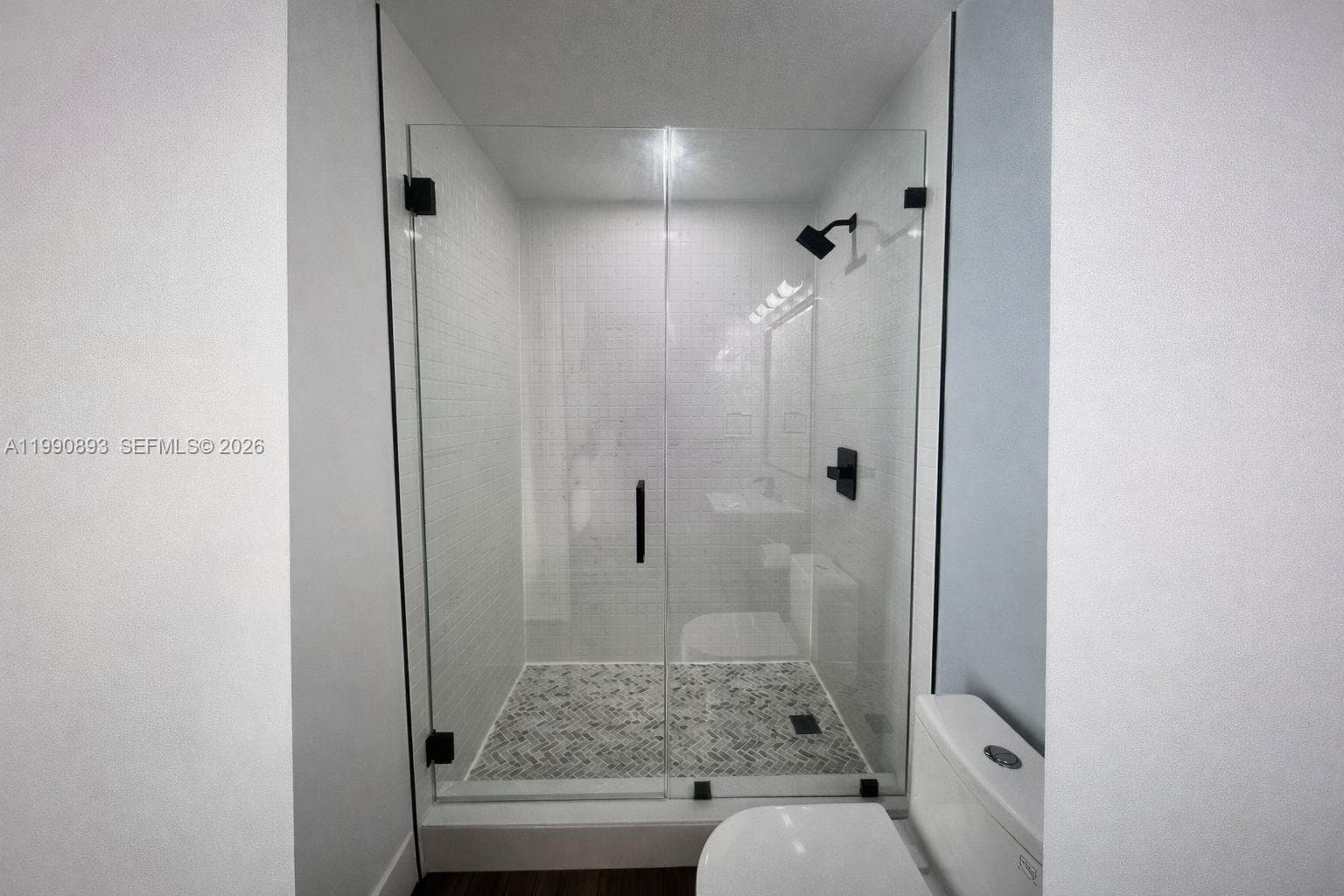 Laguna Ponds Sec 2, Miami, FL — 5