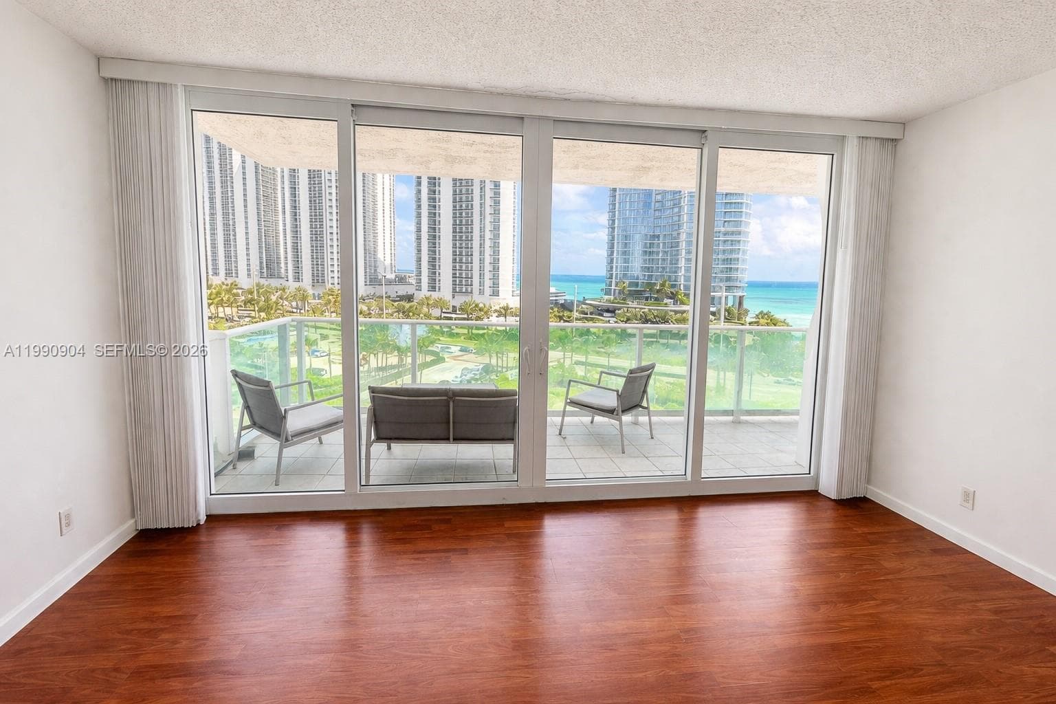 100 Bayview Dr # 911, Sunny Isles Beach FL 33160 — 2
