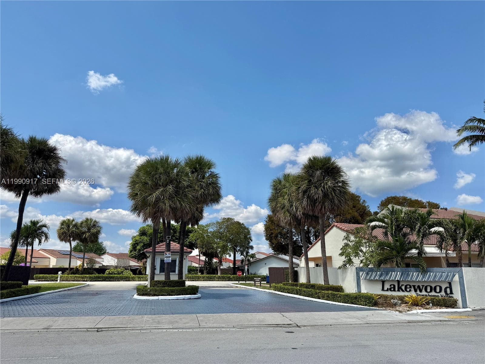 12511 SW 12th Ln, Miami FL 33184 — 20