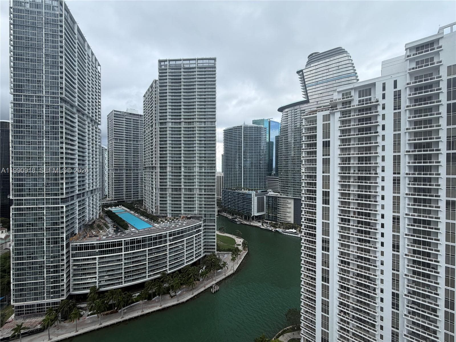 801 Brickell Key Blvd # 3008, Miami FL 33131 — 17