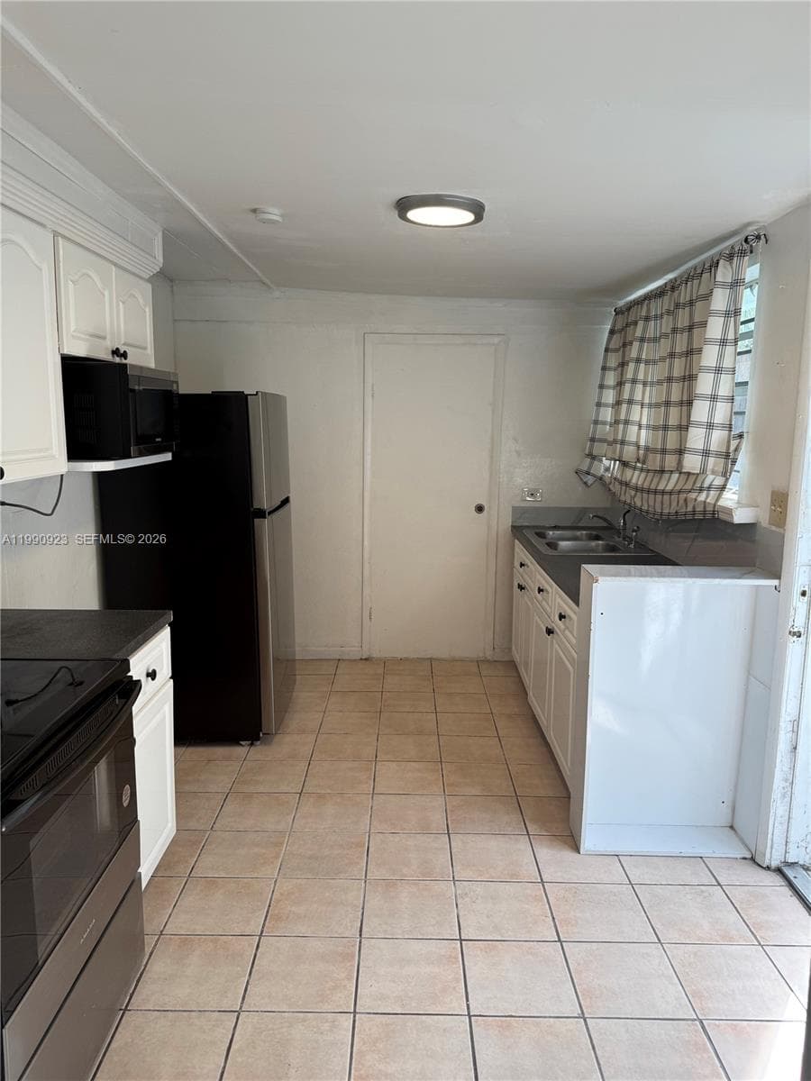 1230 NW 180th Ter # 1, Miami Gardens FL 33169 — 3