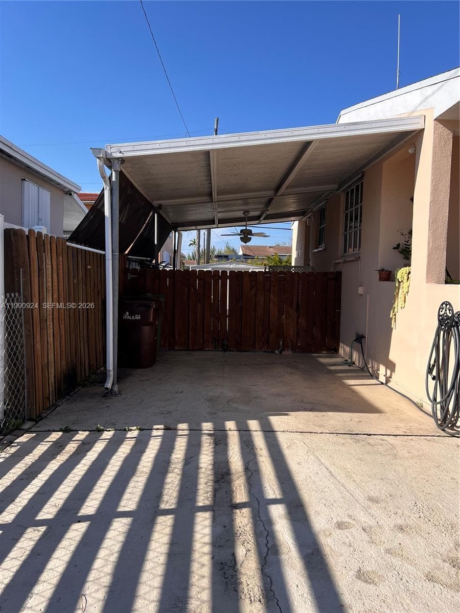 151 W 63rd St, Hialeah FL 33012 — 17