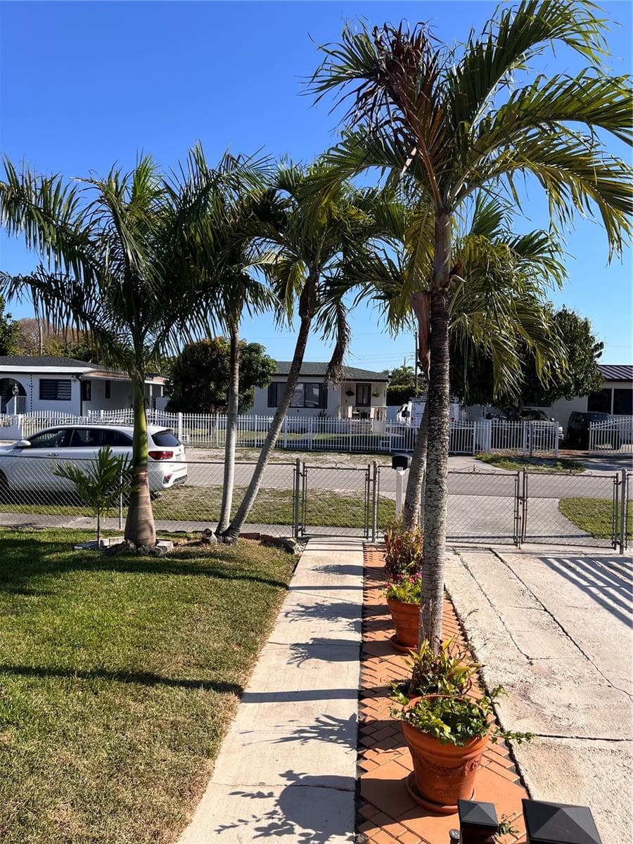 151 W 63rd St, Hialeah FL 33012 — 20