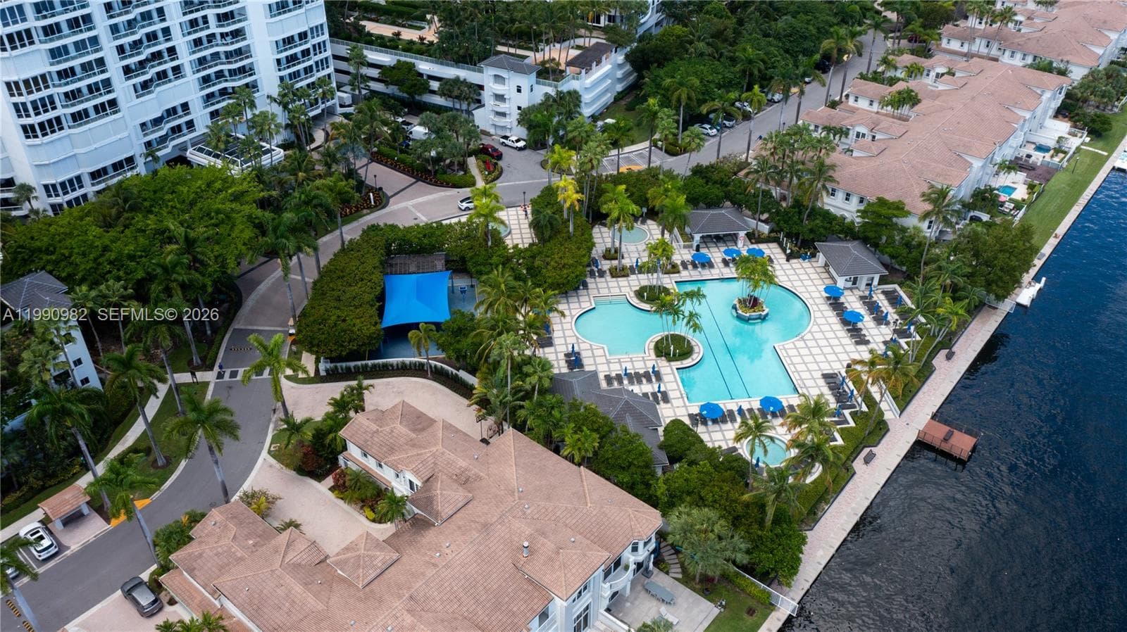 21050 Point Pl # 401, Aventura FL 33180 — 2