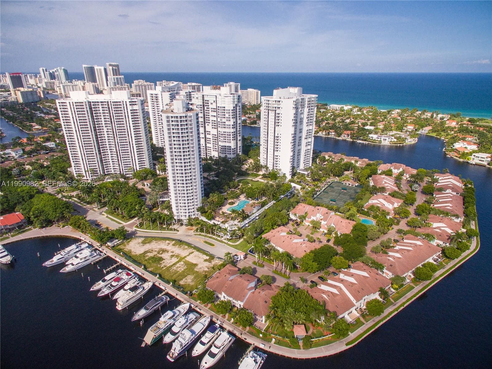 21050 Point Pl # 401, Aventura FL 33180 — 36