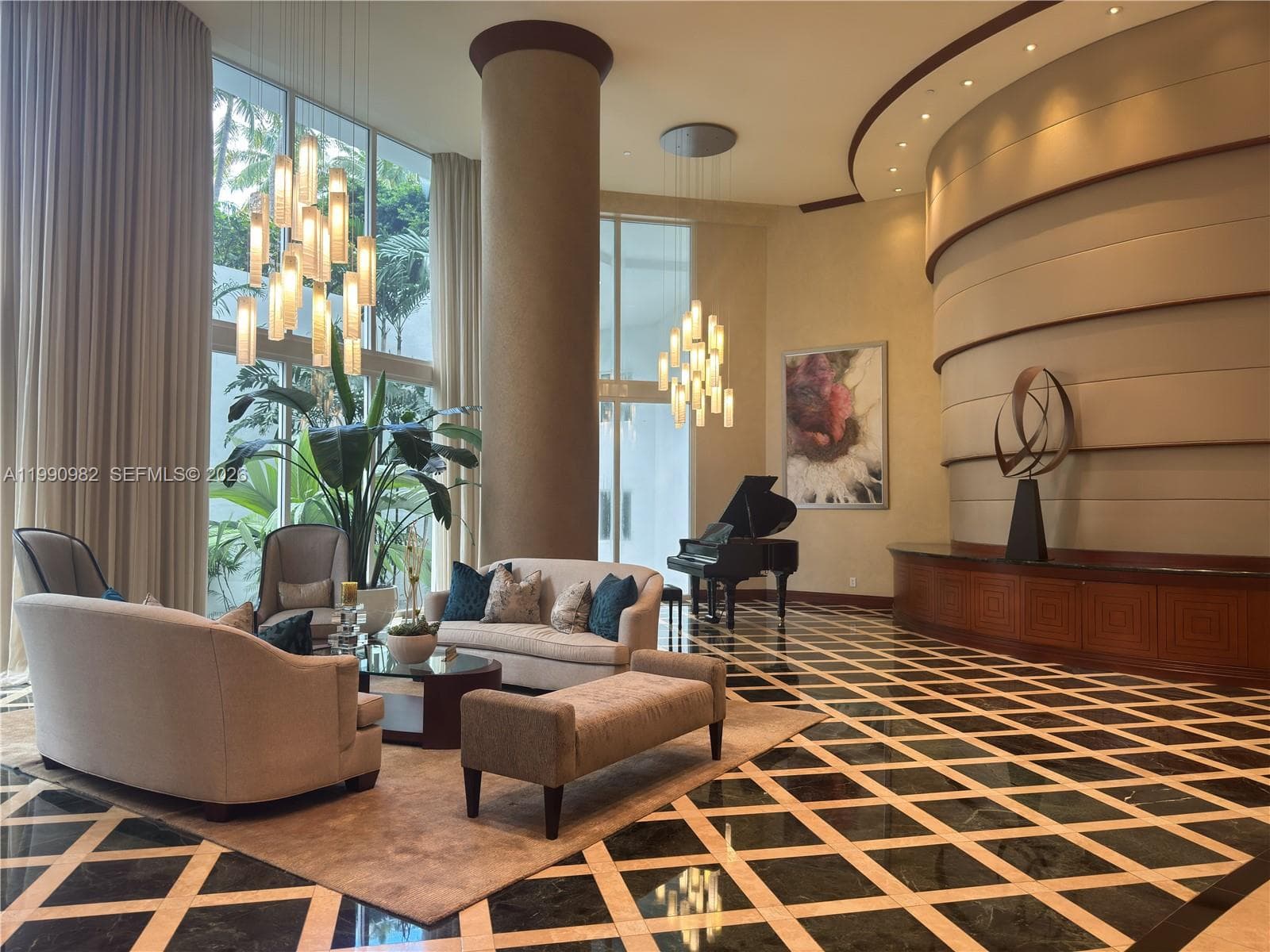 21050 Point Pl # 401, Aventura FL 33180 — 33