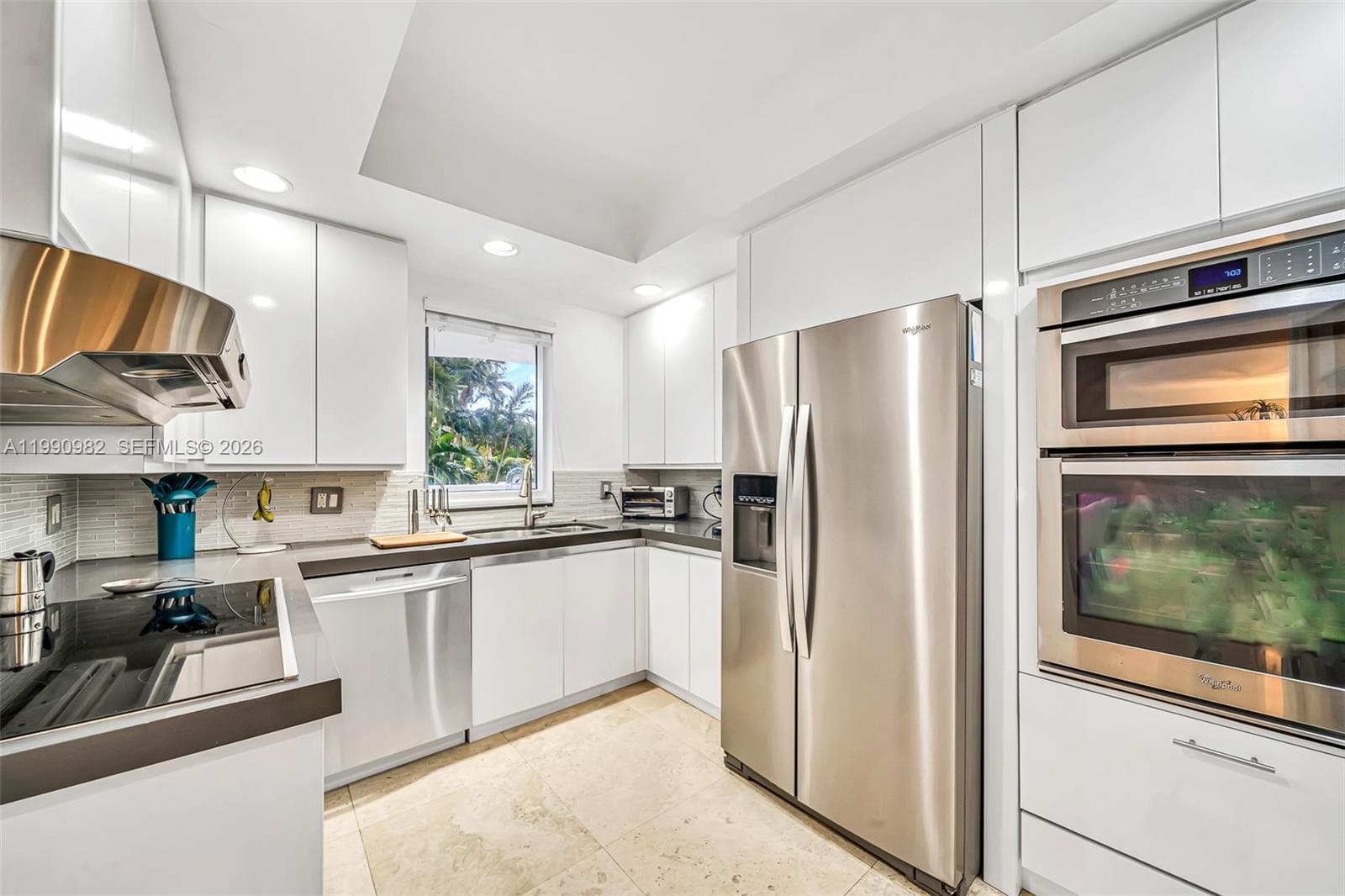 21050 Point Pl # 401, Aventura FL 33180 — 11