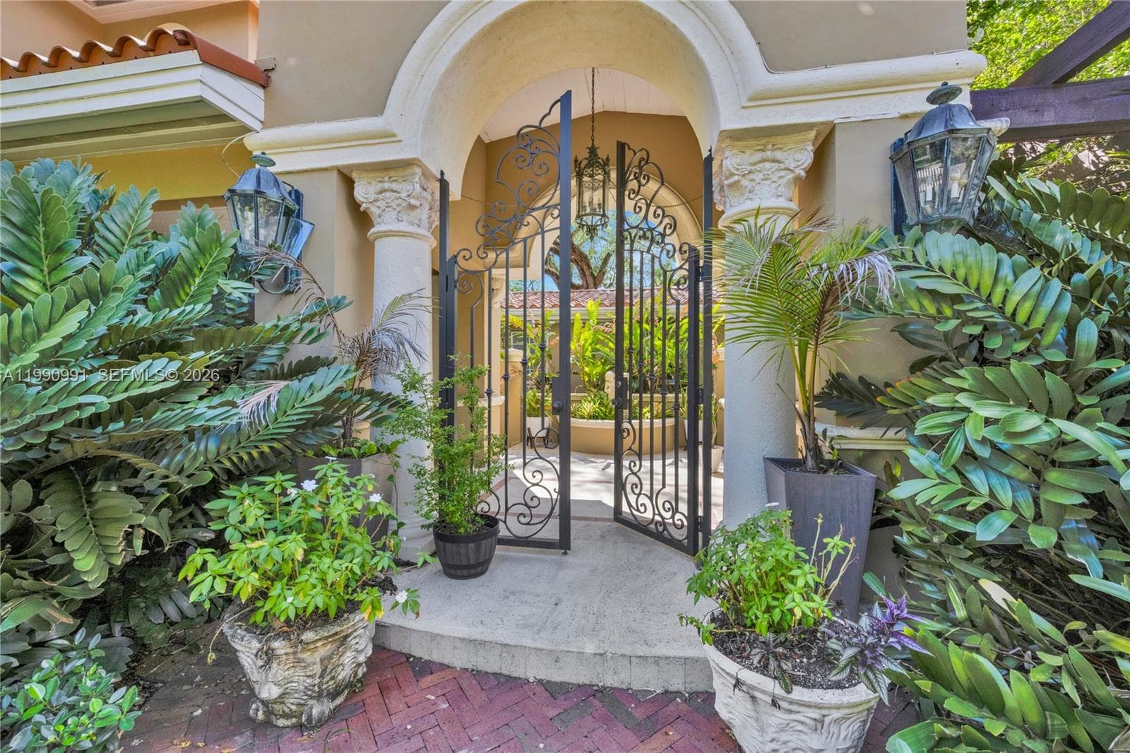 6200 Granada Blvd, Coral Gables FL 33146 — 3