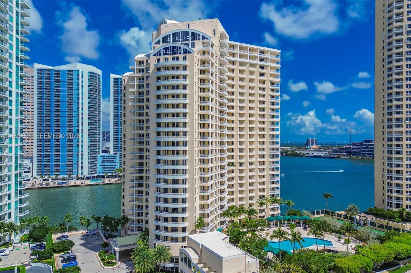 888 Brickell Key Dr # 807, Miami FL 33131 — 1