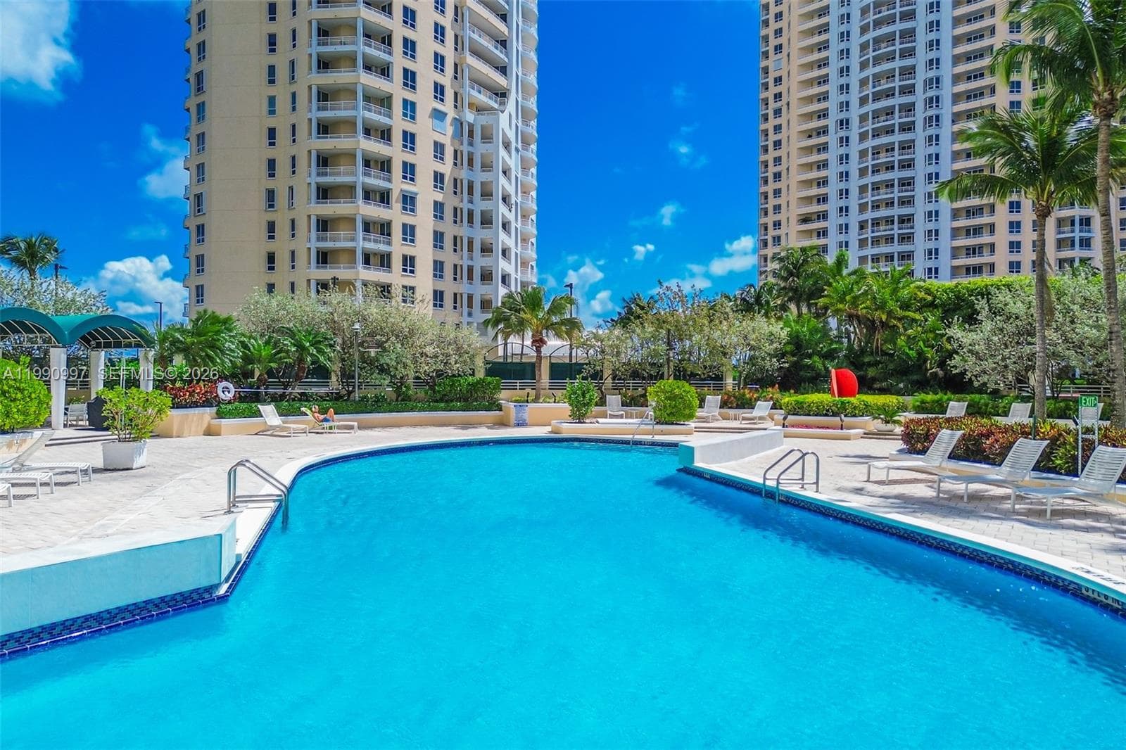 888 Brickell Key Dr # 807, Miami FL 33131 — 60