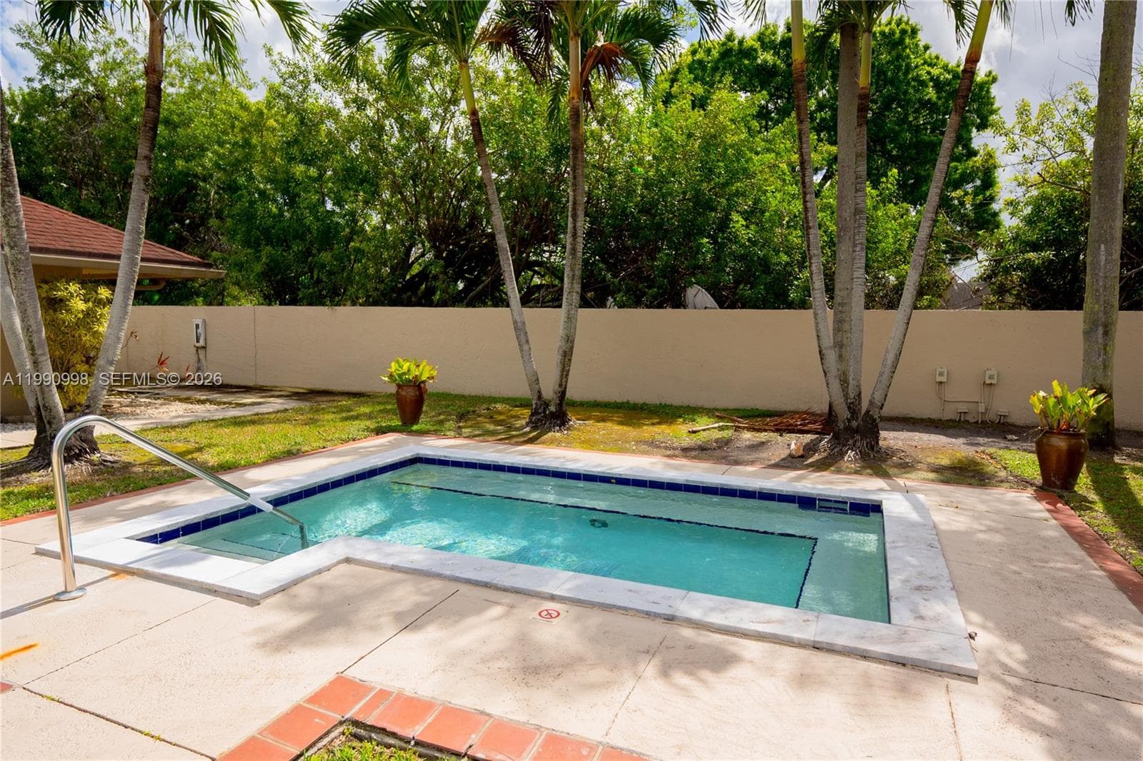 18890 NW 57 ave # 210, Hialeah FL 33015 — 27