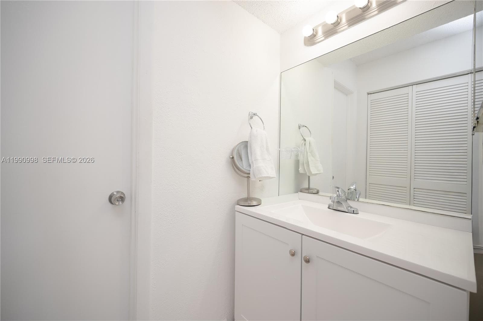 18890 NW 57 ave # 210, Hialeah FL 33015 — 16