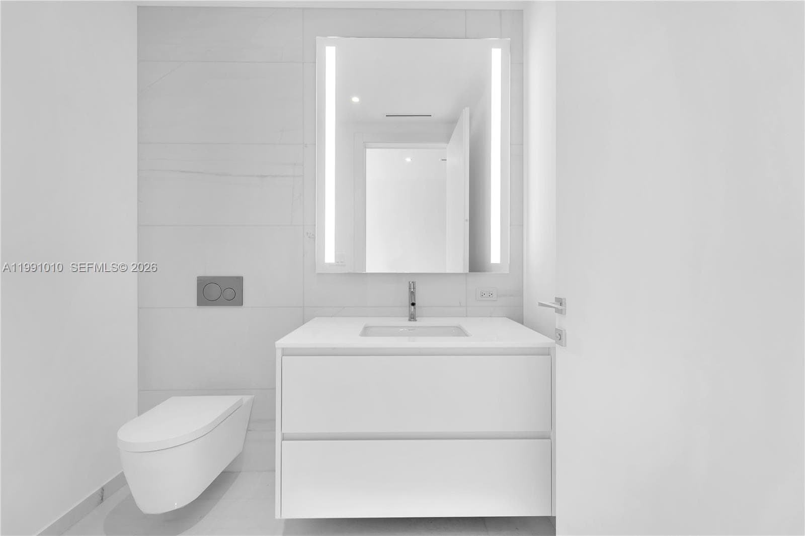 300 Biscayne Boulevard Way # 1902E, Miami FL 33131 — 15