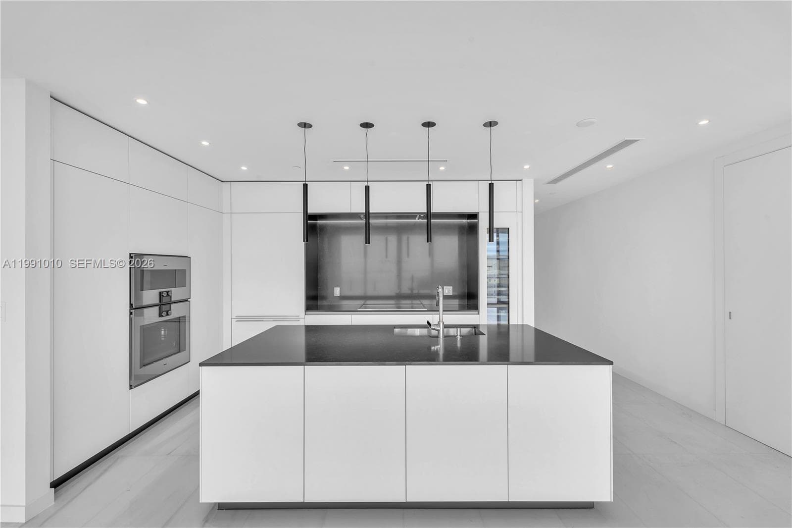 300 Biscayne Boulevard Way # 1902E, Miami FL 33131 — 4